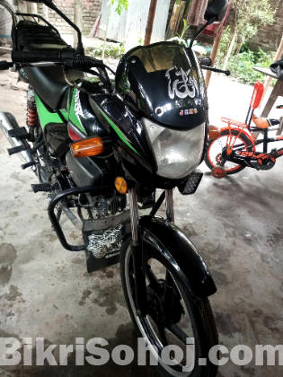 Runner 100cc bike